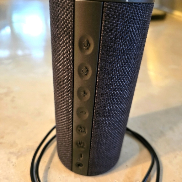 iLive Platinum Concierge WiFi Speaker with Amazon Alexa Built in. - Picture 2 of 8